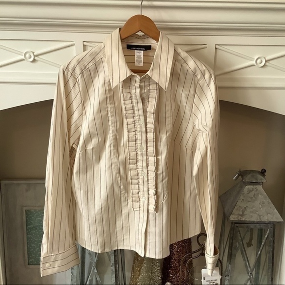 Jones New York ruffle blouse NWT